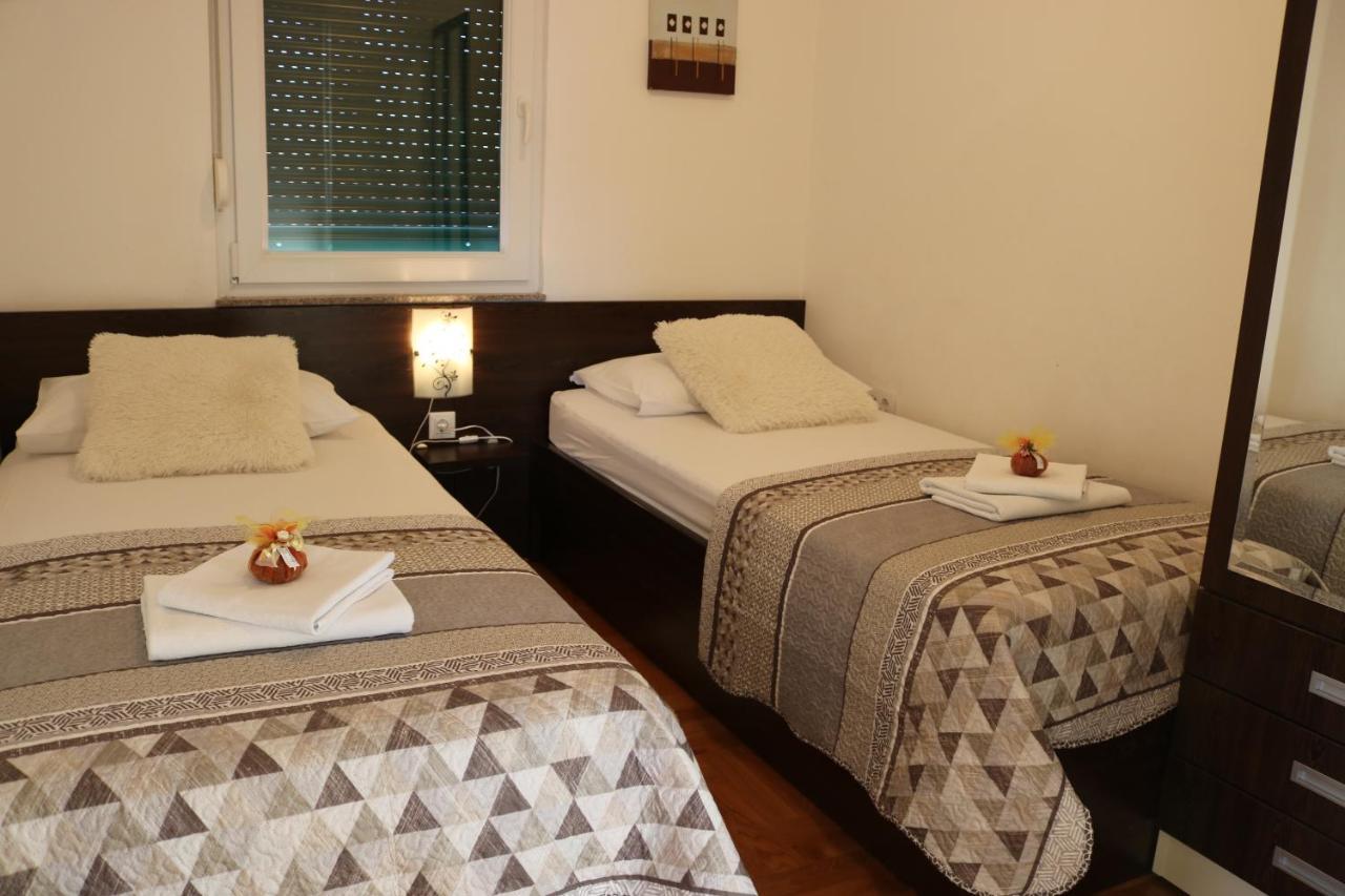 Apartments Marina Водице Екстериор снимка