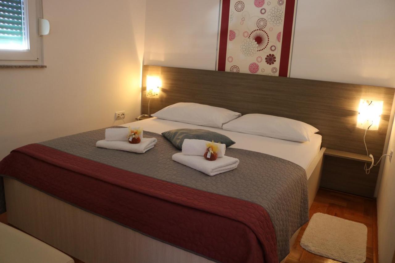 Apartments Marina Водице Екстериор снимка