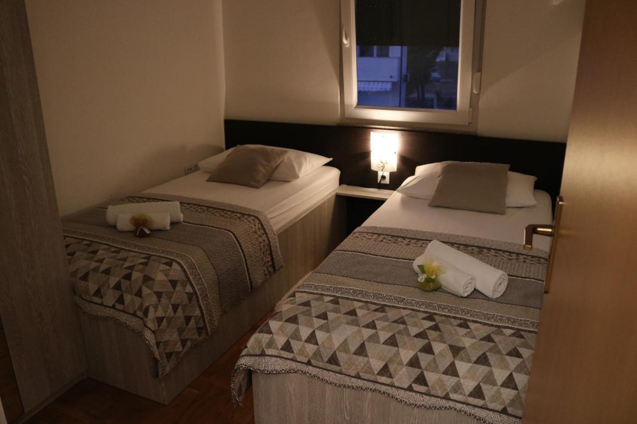 Apartments Marina Водице Екстериор снимка