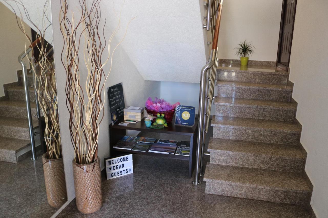 Apartments Marina Водице Екстериор снимка