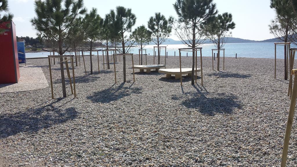 Apartments Marina Водице Екстериор снимка